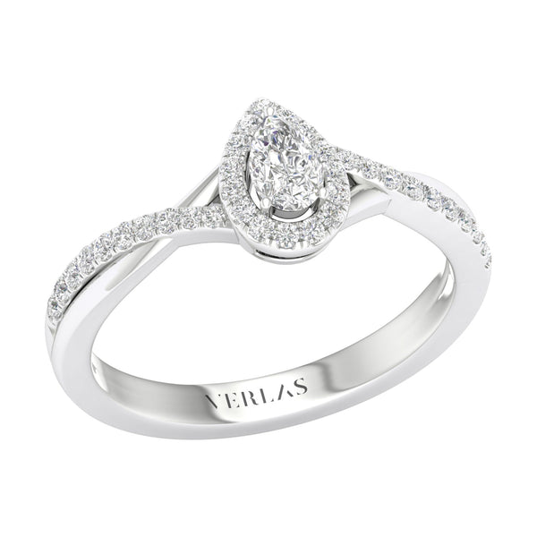 Essential 4-Pronged Round Ring_Product Angle_PCP Main Image