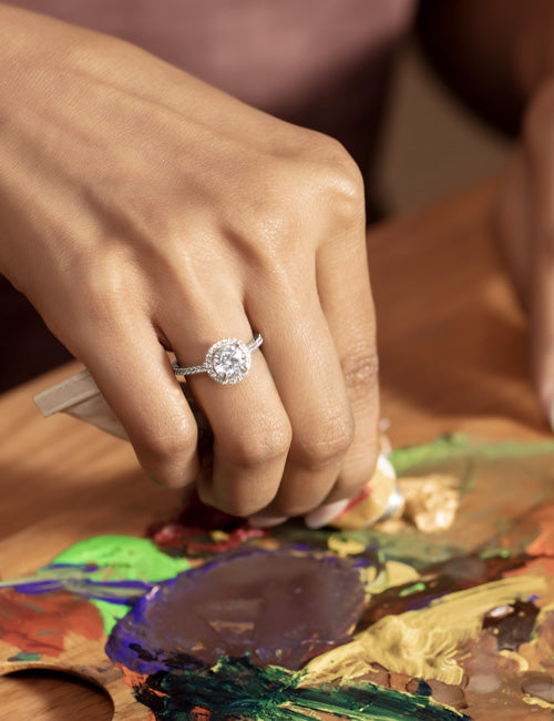 Atmos Luxe Round Halo Ring white gold hover