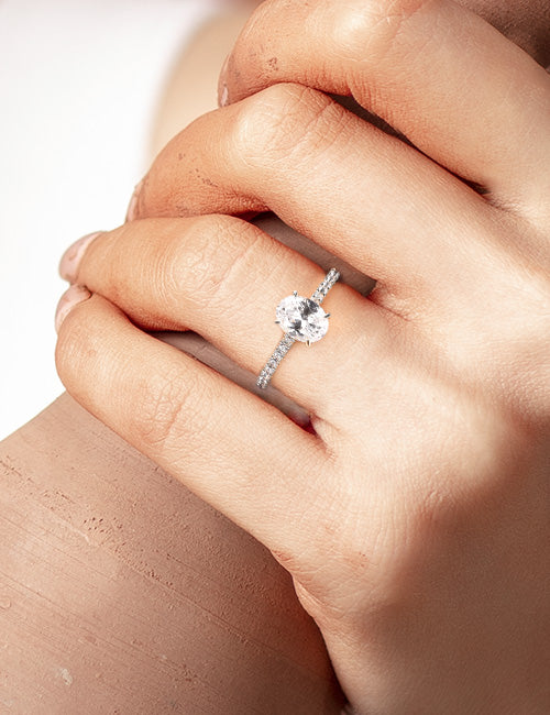 Atmos Signature Ellipse Ring white gold hover