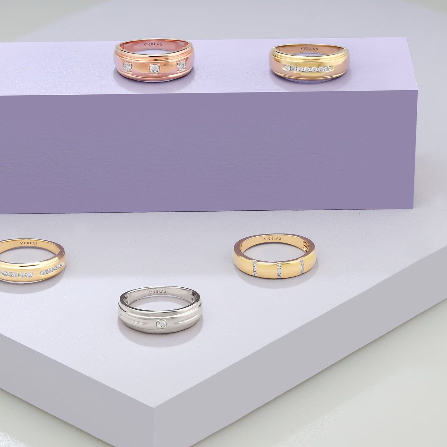3-Stationed Round Diamond Band