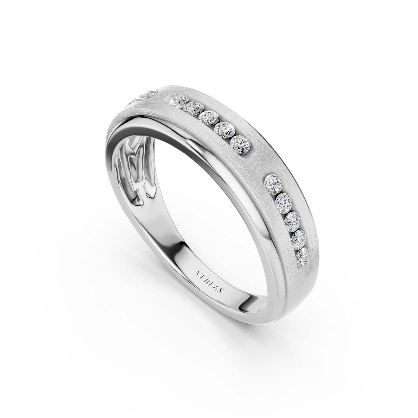 6mm 3-Trail Round Diamonds Nick-Set Band