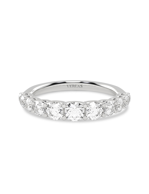 Graduated Round Ring white gold