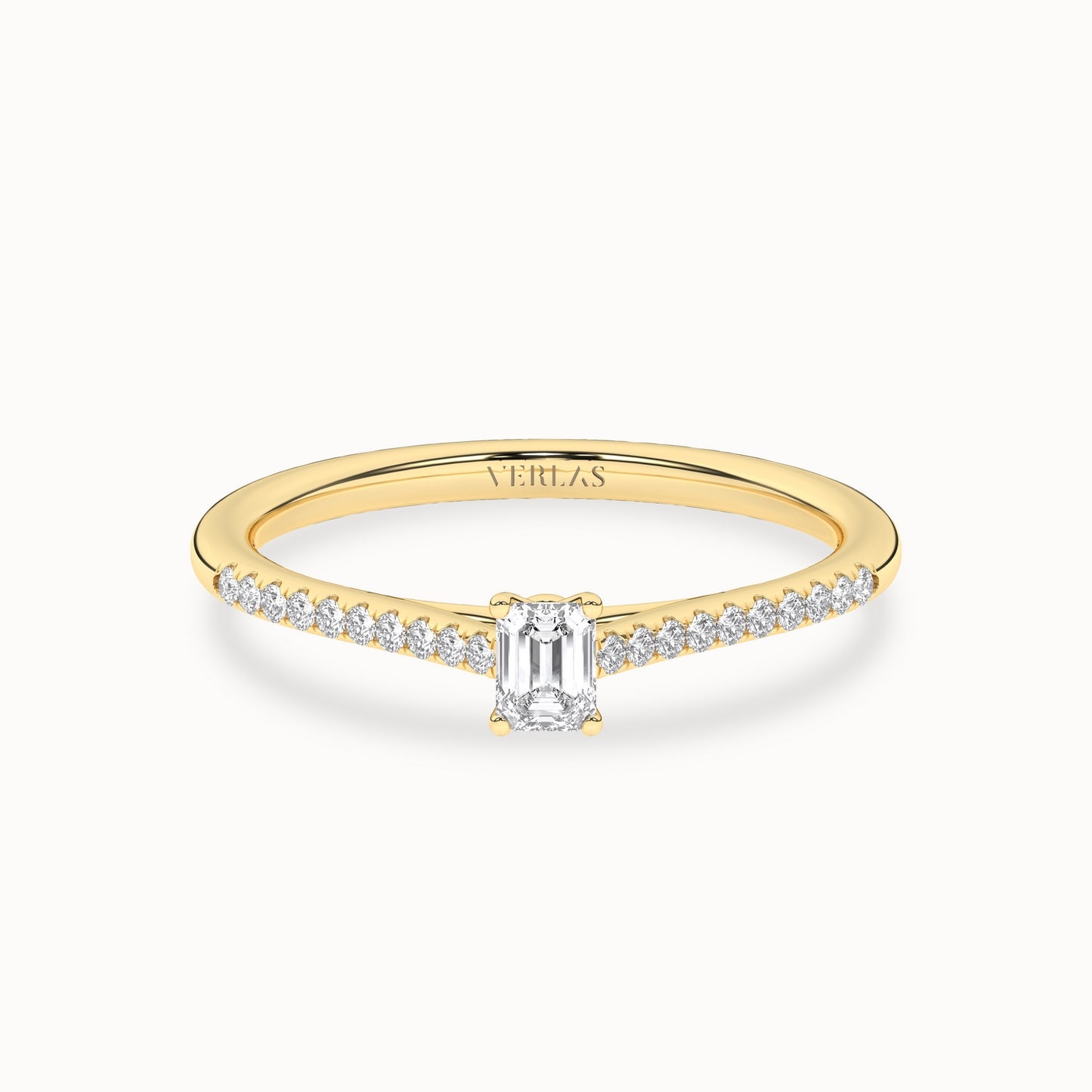 Signature Emerald Ring_Product Angle_1/4 - 1
