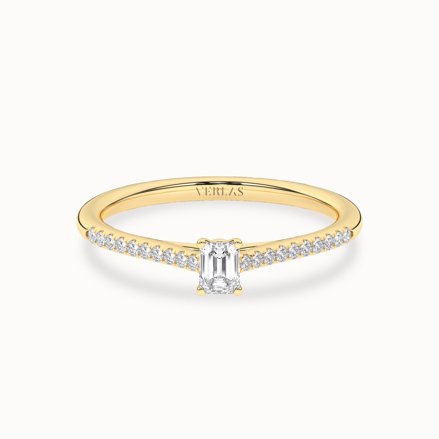 Signature Emerald Ring_Product Angle_PCP Main Image