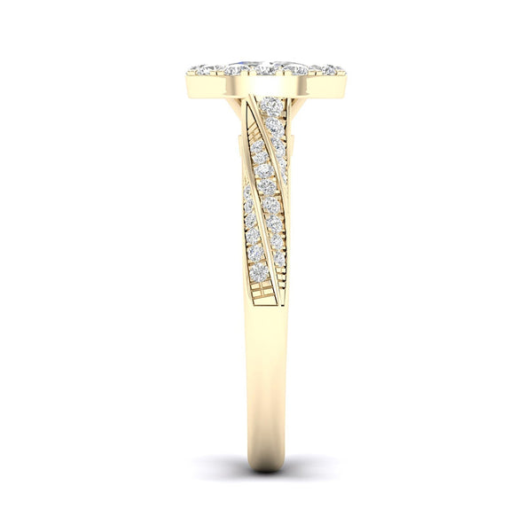 Swirl Iconic Ellipse Halo Ring