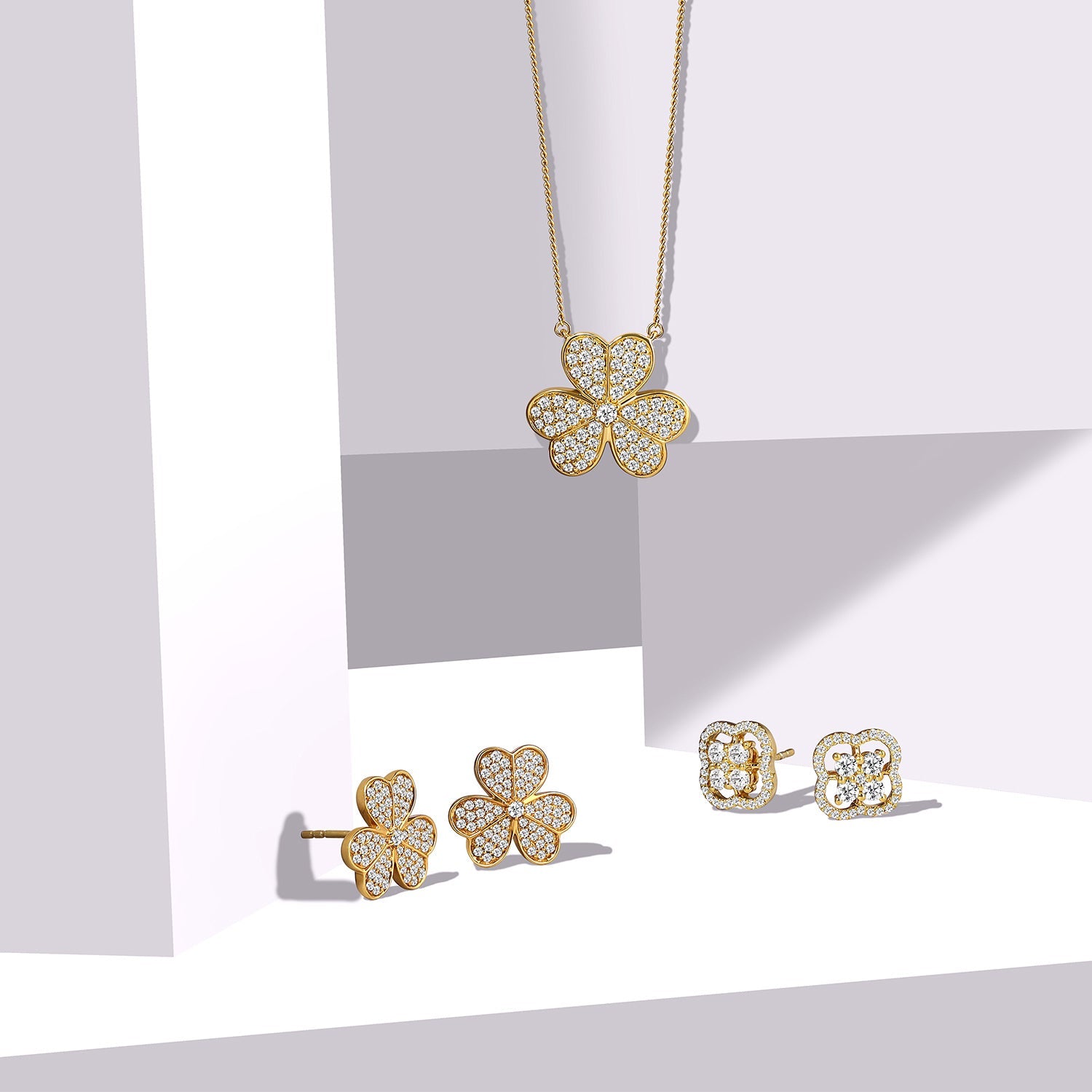 Lucky Necklace_Product Angle_Creative Image