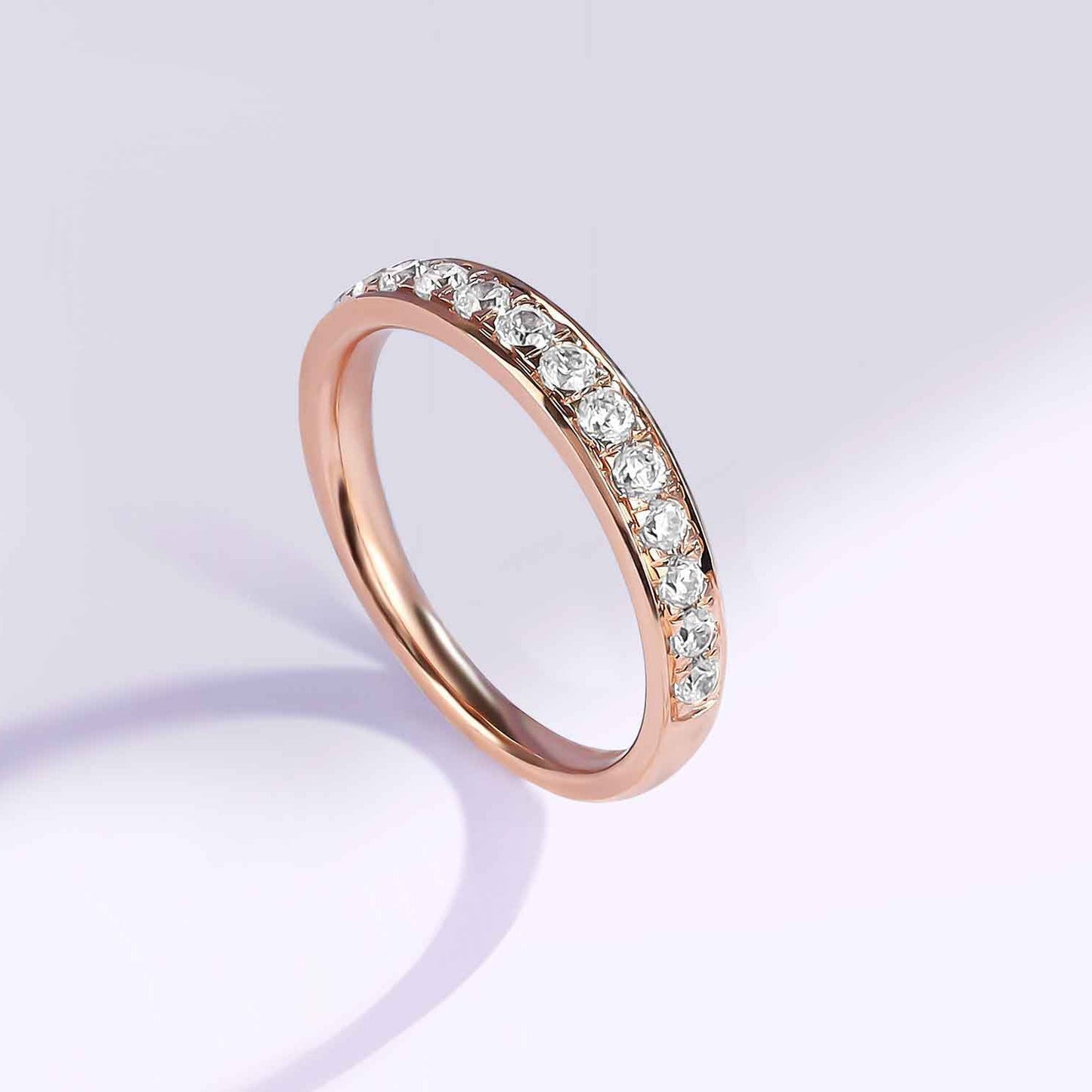 Trailing Diamonds Band_Product Angle_Creative Image