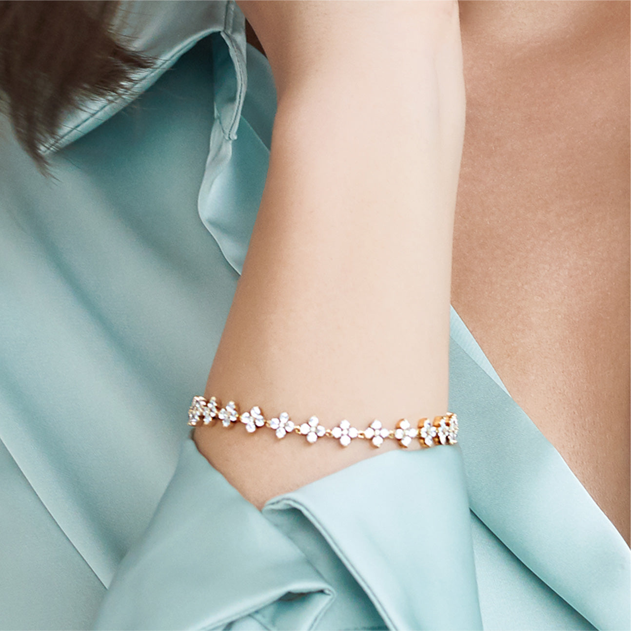 Alyssa Blossom Tennis Bracelet