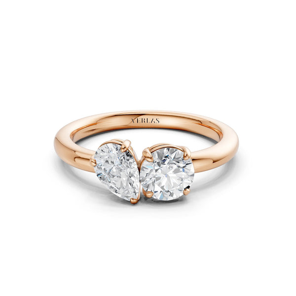 Pear-Round Diamond Toi et Moi Ring