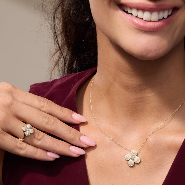La Fleur Diamond Radiant Necklace