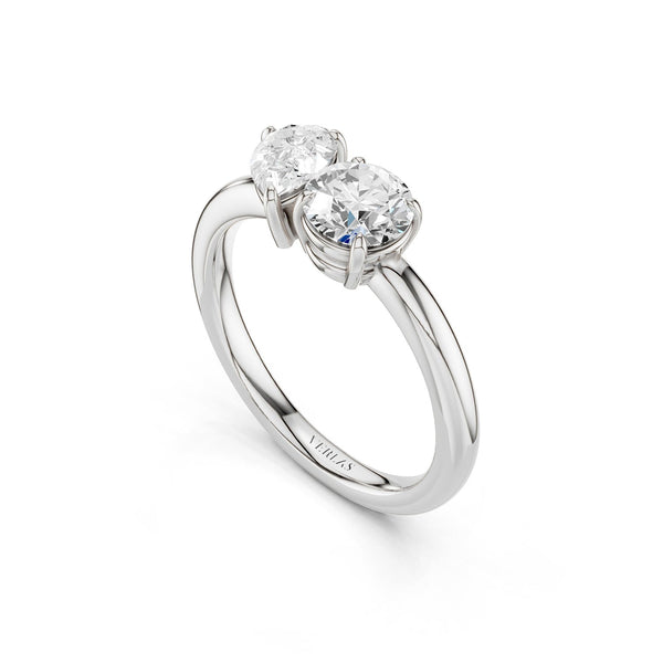 Pear-Round Diamond Toi et Moi Ring