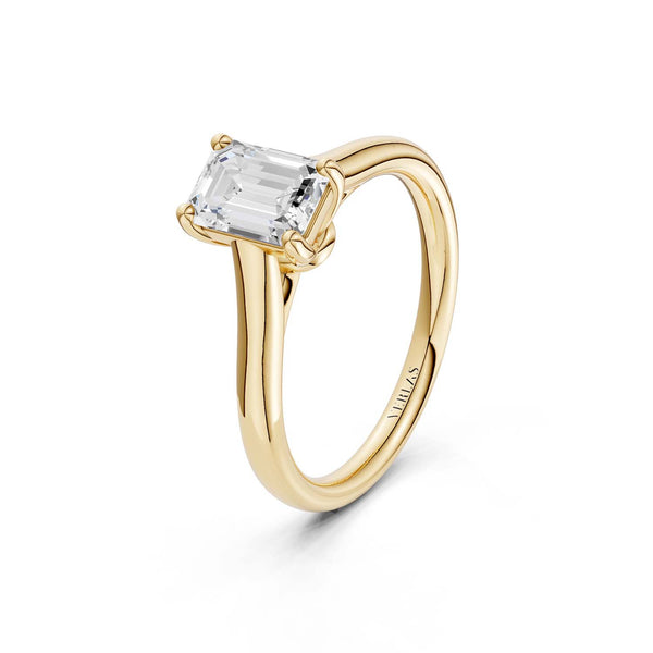 Iconic Emerald Ring