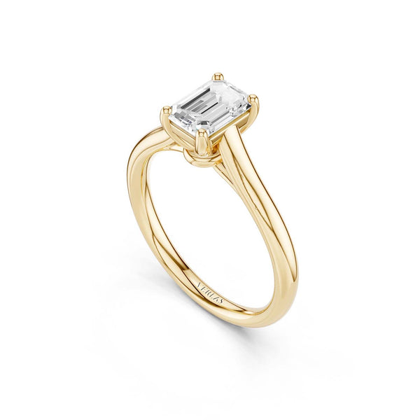 Iconic Emerald Ring