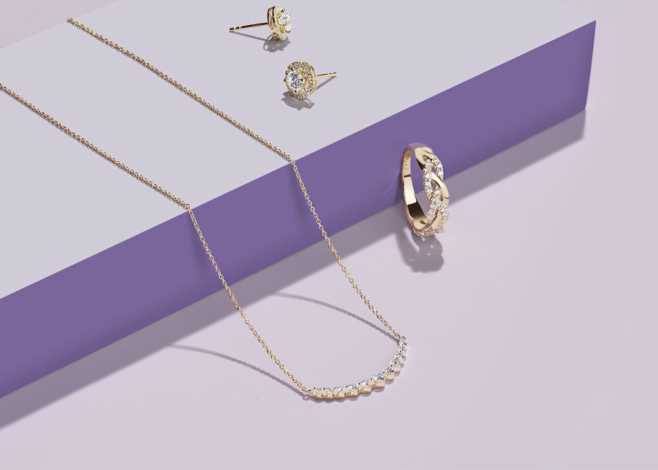 Captivating Necklace - Necklace 